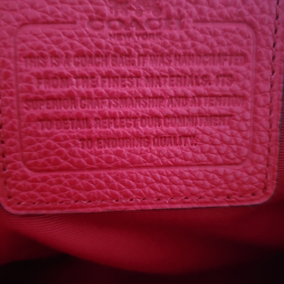 Preloved Coach Bennet Purse w/wallet & Coach Rebecca 9.5 shoes (great condition) - Picture 9 of 16